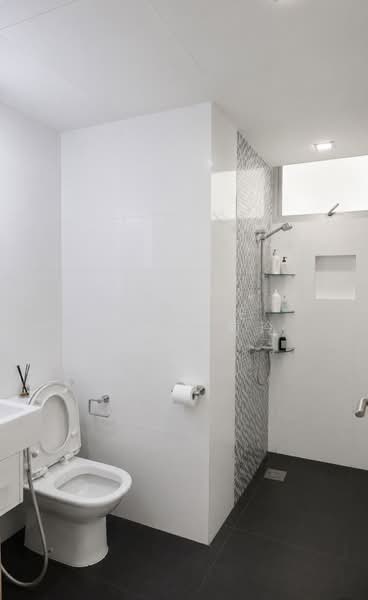 Oasis @ Elias, 60 - 72 Elias Road, 3 Bedrooms, 1,206 sqft, Condominium For Rent, by Lennie Goh 吴莉玲, 500176170 - Bathroom - PropertyGuru.com.sg