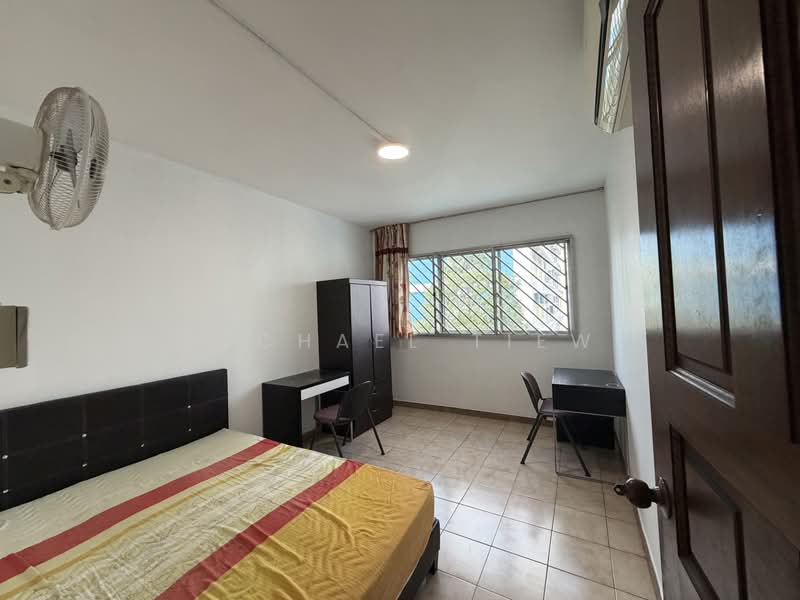 104 Gangsa Road, 104 Gangsa Road, 3 Bedrooms, 1,109 sqft, HDB Flat For Sale, by Michael Tiew, 500176173 - Bedroom - PropertyGuru.com.sg