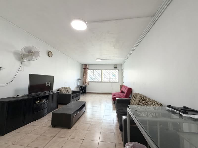 104 Gangsa Road, 104 Gangsa Road, 3 Bedrooms, 1,109 sqft, HDB Flat For Sale, by Michael Tiew, 500176173 - Living Room - PropertyGuru.com.sg