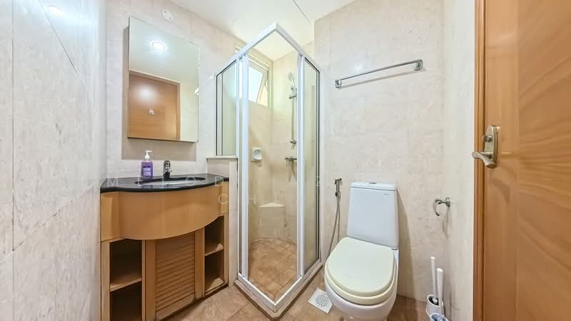 Queens, 16 Stirling Road, Room Rental, 150 sqft, Condominium For Rent, by Melody Azyliae Chiam, 500176180 - Bathroom - PropertyGuru.com.sg