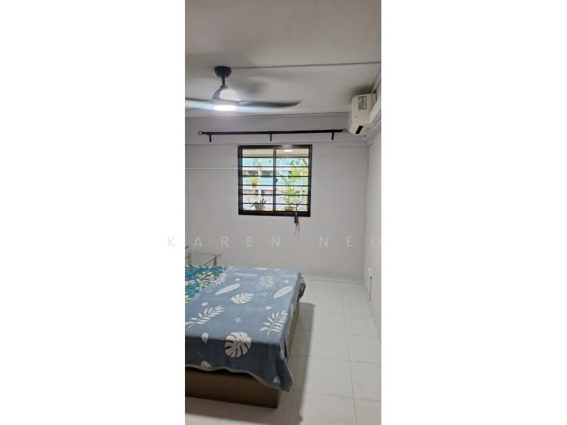 303 Clementi Avenue 4, 303 Clementi Avenue 4, Room Rental, 120 sqft, HDB Flat For Rent, by Karen Neo, 500176181 - Bedroom - PropertyGuru.com.sg