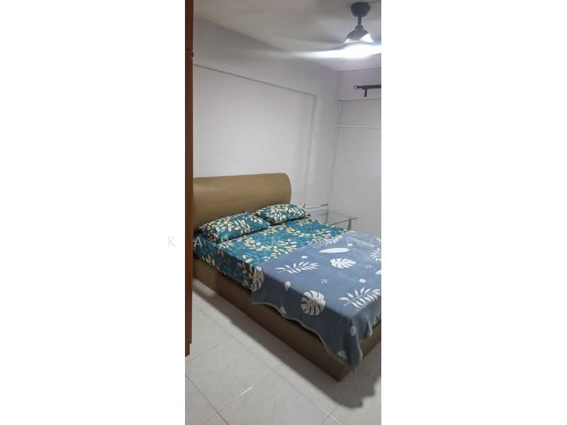 303 Clementi Avenue 4, 303 Clementi Avenue 4, Room Rental, 120 sqft, HDB Flat For Rent, by Karen Neo, 500176181 - Bedroom - PropertyGuru.com.sg