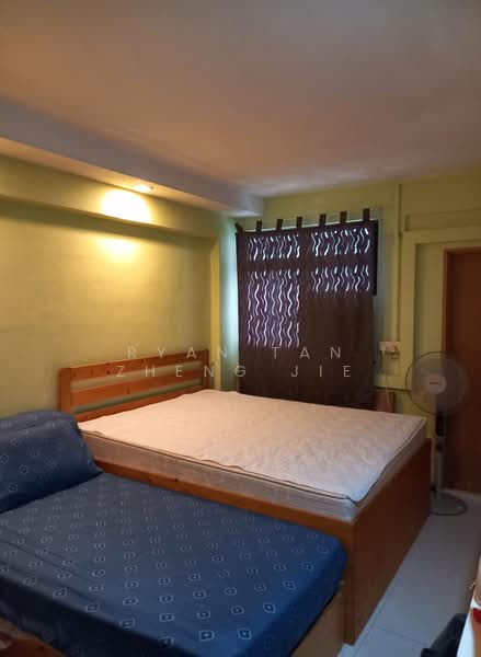 118 Lorong 1 Toa Payoh, 118 Lorong 1 Toa Payoh, 2 Bedrooms, 700 sqft, HDB Flat For Sale, by Ryan Tan Zheng Jie, 500176184 - Bedroom - PropertyGuru.com.sg