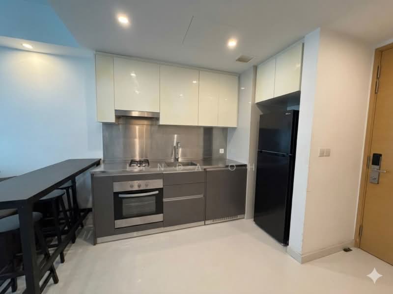 Hedges Park Condominium, 75 Flora Drive, 1 Bedroom, 570 sqft, Condominium For Sale, by Linda Oh, 500176188 - Kitchen - PropertyGuru.com.sg