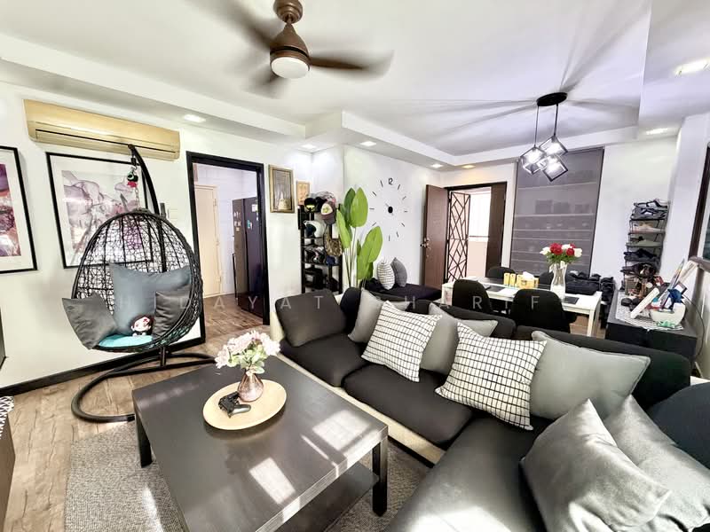 157B Rivervale Crescent, 157B Rivervale Crescent, 3 Bedrooms, 1,012 sqft, HDB Flat For Sale, by Hidayat Shariff, 500176190 - Living Room - PropertyGuru.com.sg