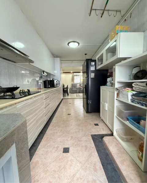 166 Yishun Ring Road, 166 Yishun Ring Road, 3 Bedrooms, 904 sqft, HDB Flat For Sale, by Salihin ., 500176197 - PropertyGuru.com.sg