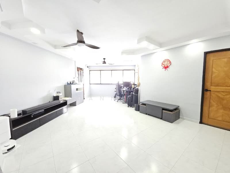 116 Bukit Batok West Avenue 6, 116 Bukit Batok West Avenue 6, 3 Bedrooms, 1,152 sqft, HDB Flat For Sale, by Joanne Ng, 500176199 - Living Hall - PropertyGuru.com.sg