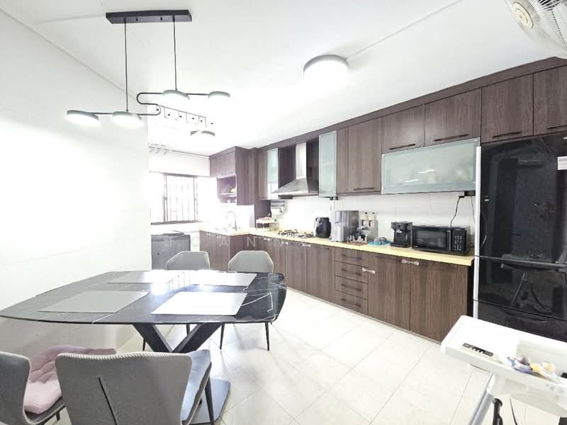 116 Bukit Batok West Avenue 6, 116 Bukit Batok West Avenue 6, 3 Bedrooms, 1,152 sqft, HDB Flat For Sale, by Joanne Ng, 500176199 - Kitchen - PropertyGuru.com.sg