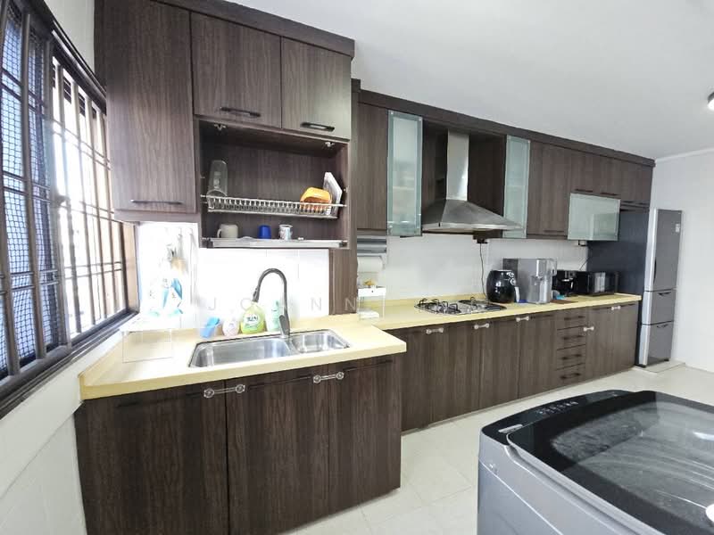 116 Bukit Batok West Avenue 6, 116 Bukit Batok West Avenue 6, 3 Bedrooms, 1,152 sqft, HDB Flat For Sale, by Joanne Ng, 500176199 - Kitchen - PropertyGuru.com.sg