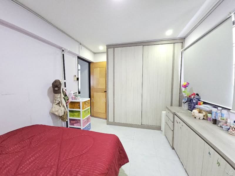 116 Bukit Batok West Avenue 6, 116 Bukit Batok West Avenue 6, 3 Bedrooms, 1,152 sqft, HDB Flat For Sale, by Joanne Ng, 500176199 - Common Bedroom 1 - PropertyGuru.com.sg