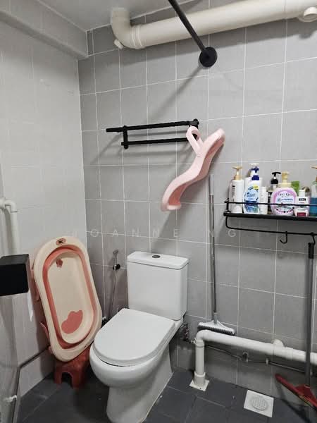 116 Bukit Batok West Avenue 6, 116 Bukit Batok West Avenue 6, 3 Bedrooms, 1,152 sqft, HDB Flat For Sale, by Joanne Ng, 500176199 - Common Bathroom - PropertyGuru.com.sg