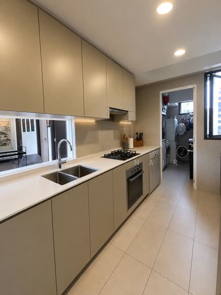 Vue 8 Residence, 85 Pasir Ris Heights, 3 Bedrooms, 1,087 sqft, Condominium For Sale, by Andrew Nair, 500176210 - Kitchen - PropertyGuru.com.sg