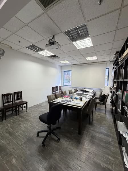 Kembangan Plaza, 18 Jalan Masjid, 1,345 sqft, Office For Sale, by Rick Yeong 杨祖耀, 500176213 - Study - CommercialGuru.com.sg