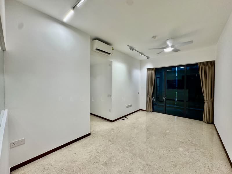 Fourth Avenue Residences, 6 Fourth Avenue, 3 Bedrooms, 1,109 sqft, Condominium For Sale, by Paullyn Tay, 500176218 - Living Room - PropertyGuru.com.sg