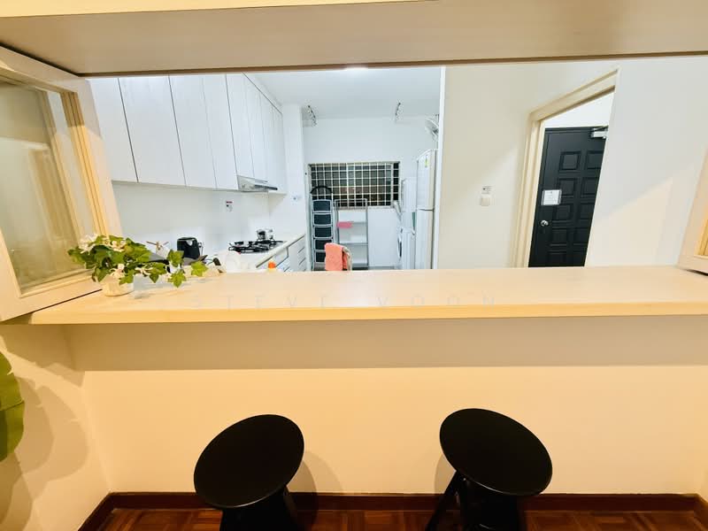 Ridgewood Condominium, 1 Ridgewood Close, Room Rental, 220 sqft, Condominium For Rent, by Steve Voon, 500176220 - Kitchen - PropertyGuru.com.sg
