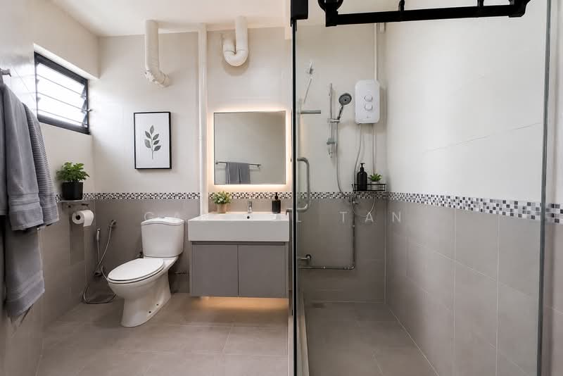 C.H.E.A.P | High Floor | 5-Room Corner Unit | Almost Private Lift HDB RARE, Jurong West Avenue 1 | Jurong West Street 42, 3 Bedrooms, 1,453 sqft, HDB Flat For Sale, by Gabriel Tan, 500176242 - Bathroom - PropertyGuru.com.sg