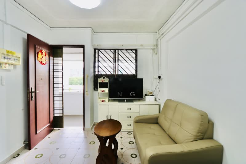 404 Ang Mo Kio Avenue 10, 404 Ang Mo Kio Avenue 10, 2 Bedrooms, 721 sqft, HDB Flat For Rent, by Alice Ng 黄素芳, 500176254 - Living Room - PropertyGuru.com.sg