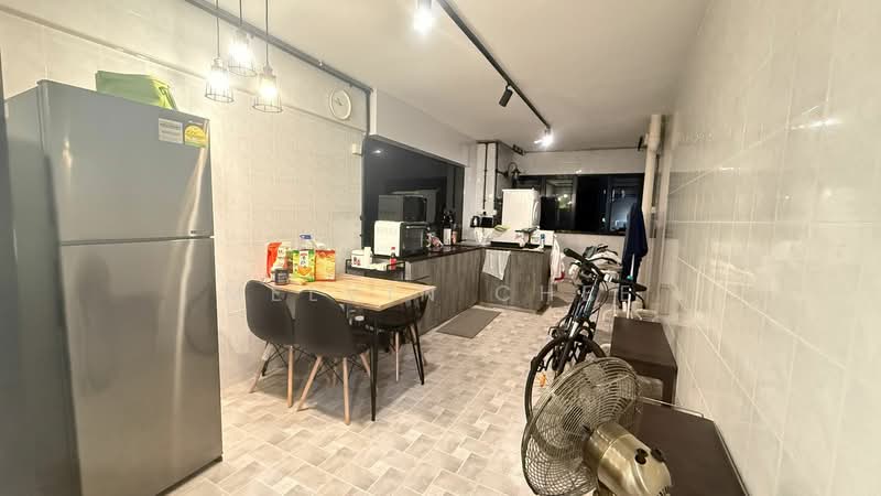 348 Clementi Avenue 5, 348 Clementi Avenue 5, 3 Bedrooms, 990 sqft, HDB Flat For Sale, by Melvin Chee, 500176264 - Kitchen - PropertyGuru.com.sg