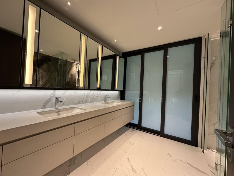 Greenbank Park, Greenbank Park, 5 Bedrooms, 5,446 sqft, Semi-Detached House For Sale, by Rachael Chen, 500176265 - Bathroom - PropertyGuru.com.sg