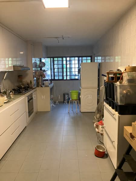 339 Clementi Avenue 5, 339 Clementi Avenue 5, 3 Bedrooms, 990 sqft, HDB Flat For Sale, by Christine Ang, 500176266 - Kitchen - PropertyGuru.com.sg