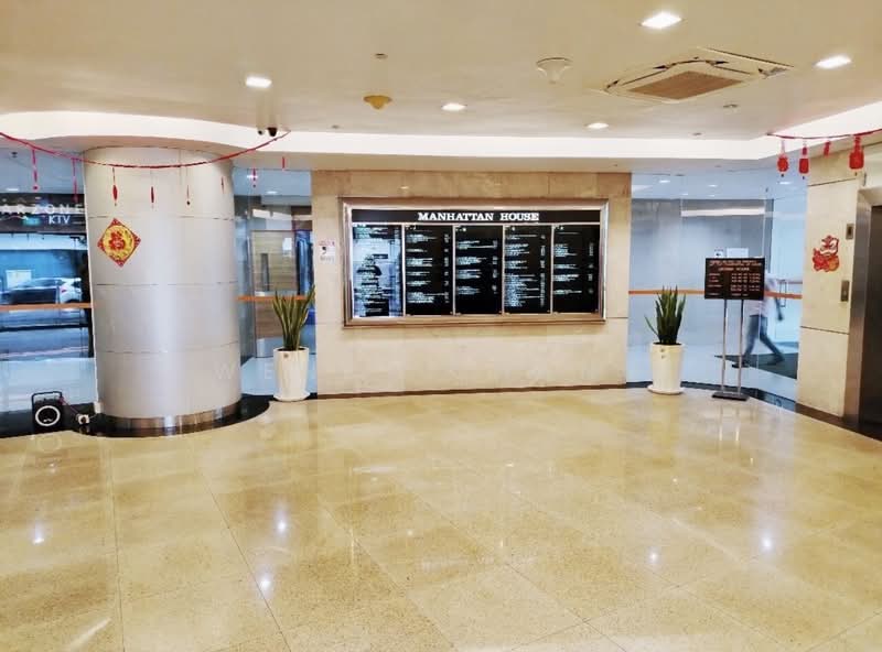 Manhattan House, 151 Chin Swee Road, 100 sqft, Office For Rent, by Wendi Chang, 500176268 - Lobby - CommercialGuru.com.sg