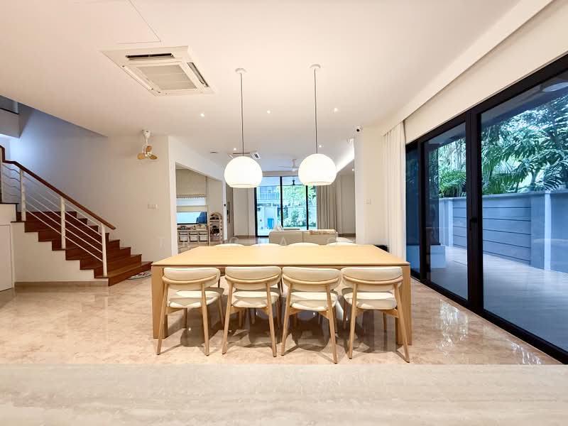 Telok Kurau. Best Location. Well Reno. Cozy Semi D. Solar Powered. 1Km To Tao Nan, Telok Kurau, Dunbar Walk, 6 Bedrooms, 4,800 sqft, Semi-Detached House For Rent, by Tricia Ong, 500176273 - Dining Room - PropertyGuru.com.sg