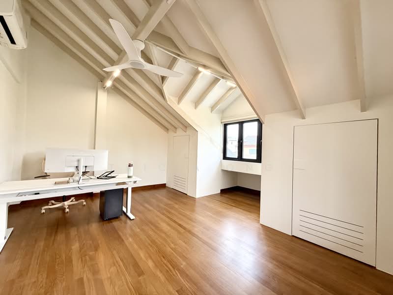 Telok Kurau. Best Location. Well Reno. Cozy Semi D. Solar Powered. 1Km To Tao Nan, Telok Kurau, Dunbar Walk, 6 Bedrooms, 4,800 sqft, Semi-Detached House For Rent, by Tricia Ong, 500176273 - Study - PropertyGuru.com.sg