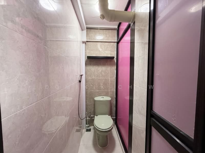 30 Balam Road, 30 Balam Road, 2 Bedrooms, 614 sqft, HDB Flat For Sale, by Dominik Chow, 500176280 - Bathroom - PropertyGuru.com.sg