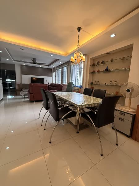 928 Hougang Street 91, 928 Hougang Street 91, 3 Bedrooms, 1,292 sqft, HDB Flat For Sale, by TAY HELEN, 500176287 - Living Room - PropertyGuru.com.sg