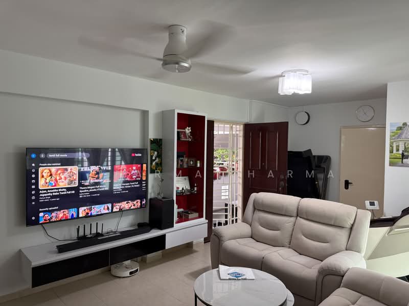 110C Punggol Field, 110C Punggol Field, 3 Bedrooms, 915 sqft, HDB Flat For Sale, by A Tharma Tharma, 500176291 - Living Room - PropertyGuru.com.sg