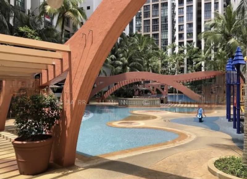 East Meadows, 32 Tanah Merah Kechil Road, 1 Bedroom, 120 sqft, Condominium For Rent, by Mar Inn Chee, 500176293 - Pool - PropertyGuru.com.sg