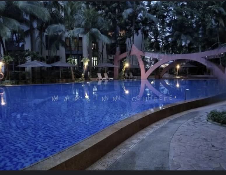 East Meadows, 32 Tanah Merah Kechil Road, 1 Bedroom, 120 sqft, Condominium For Rent, by Mar Inn Chee, 500176293 - Pool - PropertyGuru.com.sg