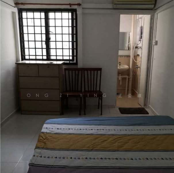 704 Yishun Avenue 5, 704 Yishun Avenue 5, 2 Bedrooms, 731 sqft, HDB Flat For Sale, by Ong Zi Ying 王姿穎, 500176297 - Bedroom - PropertyGuru.com.sg