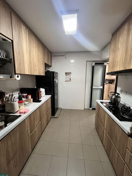 506C Yishun Avenue 4, 506C Yishun Avenue 4, 3 Bedrooms, 1,001 sqft, HDB Flat For Sale, by Mike Oh, 500176299 - Kitchen - PropertyGuru.com.sg