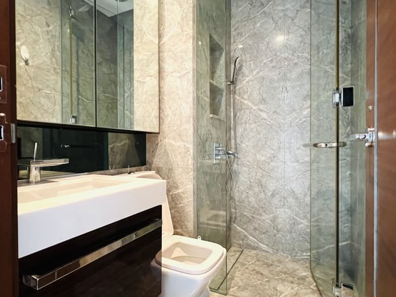 The Orchard Residences, 238 Orchard Boulevard, 4 Bedrooms, 2,465 sqft, Condominium For Sale, by Vicky Chen, 500176337 - Bathroom - PropertyGuru.com.sg