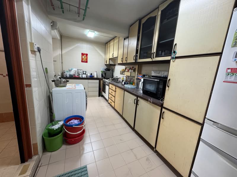 13 Ghim Moh Road, 13 Ghim Moh Road, 3 Bedrooms, 1,292 sqft, HDB Flat For Rent, by Jessica Ng, 500176340 - Kitchen - PropertyGuru.com.sg