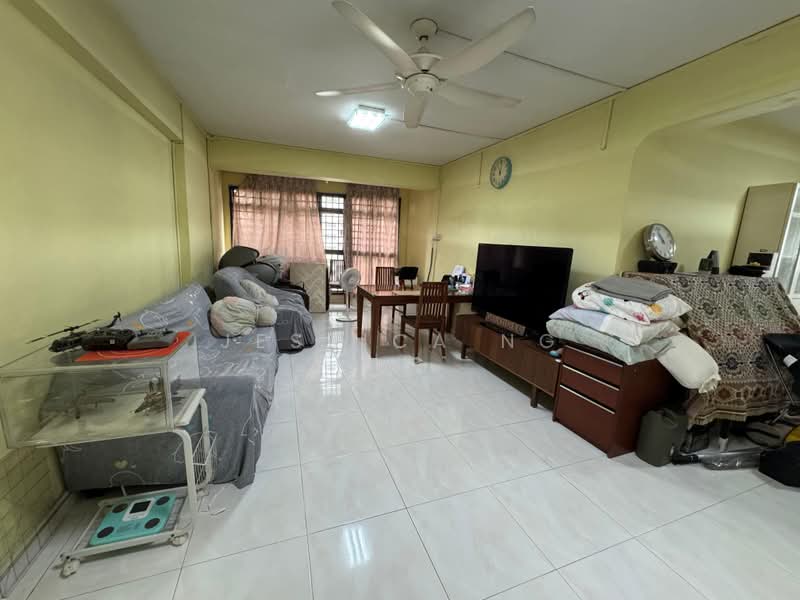 13 Ghim Moh Road, 13 Ghim Moh Road, 3 Bedrooms, 1,292 sqft, HDB Flat For Rent, by Jessica Ng, 500176340 - Living Room - PropertyGuru.com.sg
