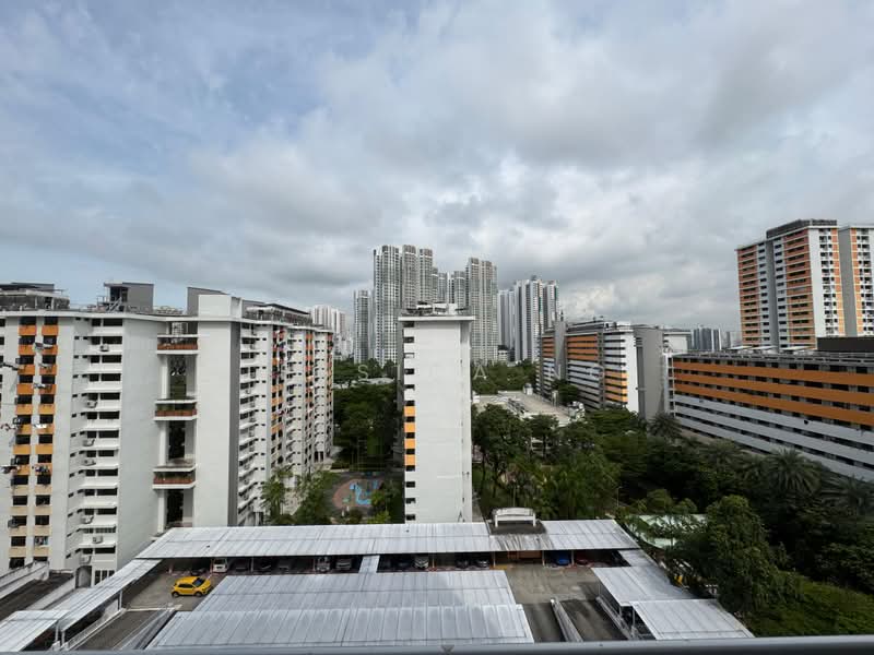 13 Ghim Moh Road, 13 Ghim Moh Road, 3 Bedrooms, 1,292 sqft, HDB Flat For Rent, by Jessica Ng, 500176340 - Exterior - PropertyGuru.com.sg