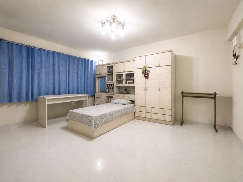102 Jalan Dusun, 102 Jalan Dusun, 3 Bedrooms, 1,270 sqft, HDB Flat For Sale, by Kevin Ong, 500176345 - Bedroom 1 - PropertyGuru.com.sg