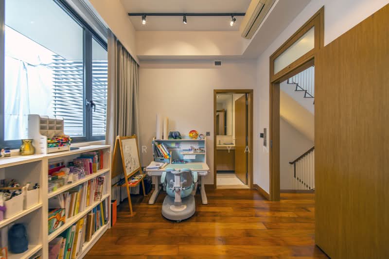 Luxus Hills, 65 Luxus Hill Drive, 5 Bedrooms, 3,600 sqft, Terraced House For Sale, by Jerlyn Yan, 500176353 - Study - PropertyGuru.com.sg