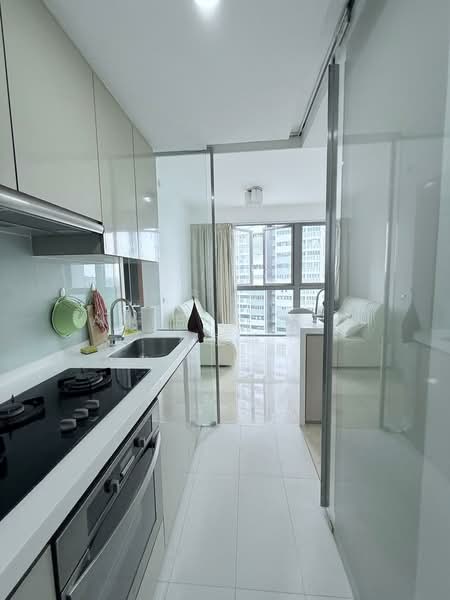 Centro Residences, 59 Ang Mo Kio Avenue 8, 2 Bedrooms, 818 sqft, Condominium For Sale, by Anthea Yeo 杨丽娇, 500176359 - Kitchen - PropertyGuru.com.sg