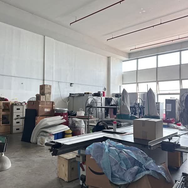 Northstar @ Amk, 7030 Ang Mo Kio Avenue 5, 1,562 sqft, Light Industrial (B1) For Rent, by Ivy Zhang Rui, 500176371 - Interior - CommercialGuru.com.sg