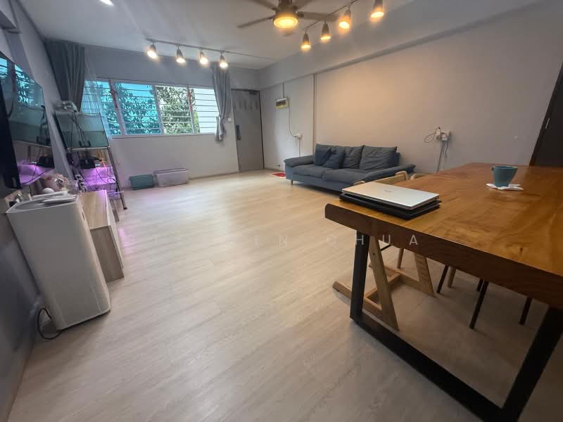 276 Tampines Street 22, 276 Tampines Street 22, 3 Bedrooms, 1,119 sqft, HDB Flat For Sale, by Stephen Chua, 500176373 - Living Room - PropertyGuru.com.sg