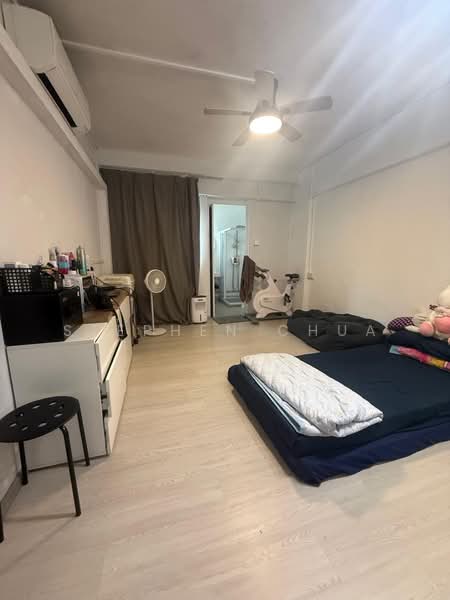 276 Tampines Street 22, 276 Tampines Street 22, 3 Bedrooms, 1,119 sqft, HDB Flat For Sale, by Stephen Chua, 500176373 - Master Bedroom - PropertyGuru.com.sg
