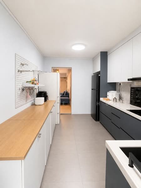 276 Tampines Street 22, 276 Tampines Street 22, 3 Bedrooms, 1,119 sqft, HDB Flat For Sale, by Stephen Chua, 500176373 - Kitchen - PropertyGuru.com.sg