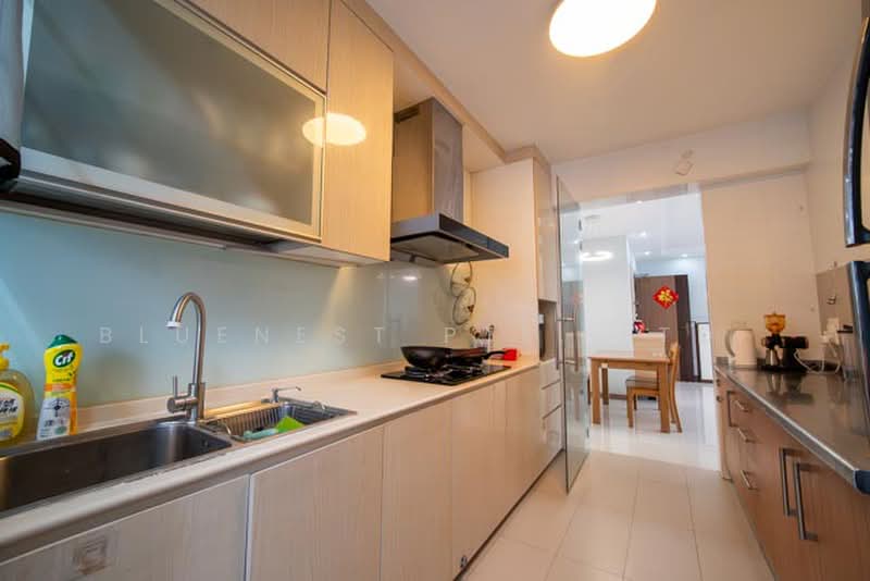 453B Bukit Batok West Avenue 6, 453B Bukit Batok West Avenue 6, 3 Bedrooms, 1,195 sqft, HDB Flat For Sale, by KENNETH CHUA, 500176383 - Kitchen - PropertyGuru.com.sg