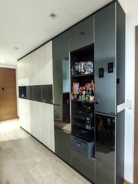 The Topiary, 11 Fernvale Lane, 3 Bedrooms, 915 sqft, Condominium For Sale, by ARNIE LEE, 500176386 - Interior - PropertyGuru.com.sg