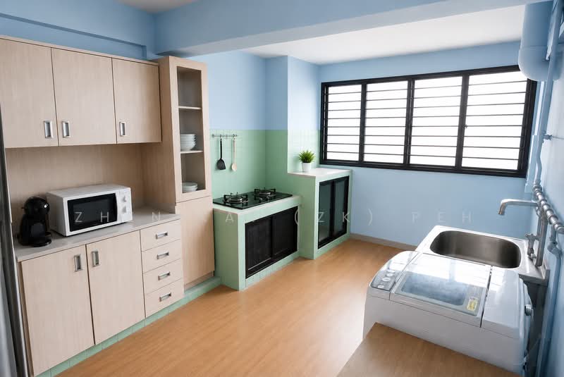 2 Hougang Avenue 3, 2 Hougang Avenue 3, 2 Bedrooms, 635 sqft, HDB Flat For Sale, by Zhen Kai (ZK) Peh, 500176396 - Kitchen - PropertyGuru.com.sg