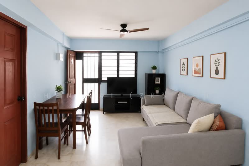 2 Hougang Avenue 3, 2 Hougang Avenue 3, 2 Bedrooms, 635 sqft, HDB Flat For Sale, by Zhen Kai (ZK) Peh, 500176396 - Living Room - PropertyGuru.com.sg