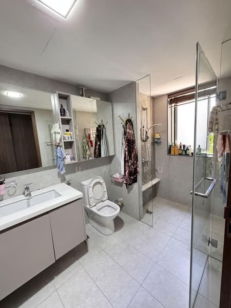 The Visionaire, 170 Canberra Drive, 4 Bedrooms, 1,442 sqft, Executive Condominium For Sale, by Xu Weiru, 500176398 - Bathroom - PropertyGuru.com.sg